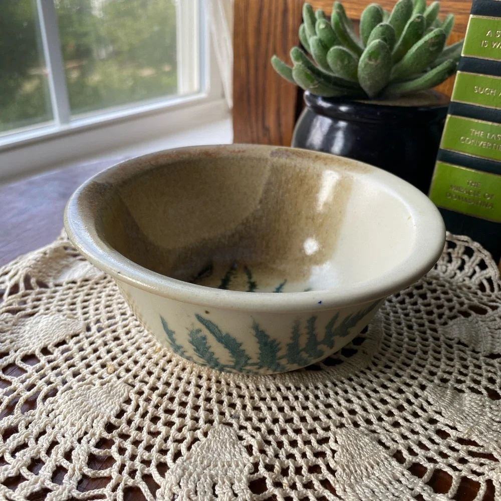 Studio Pottery Fern Dish EUC Signed